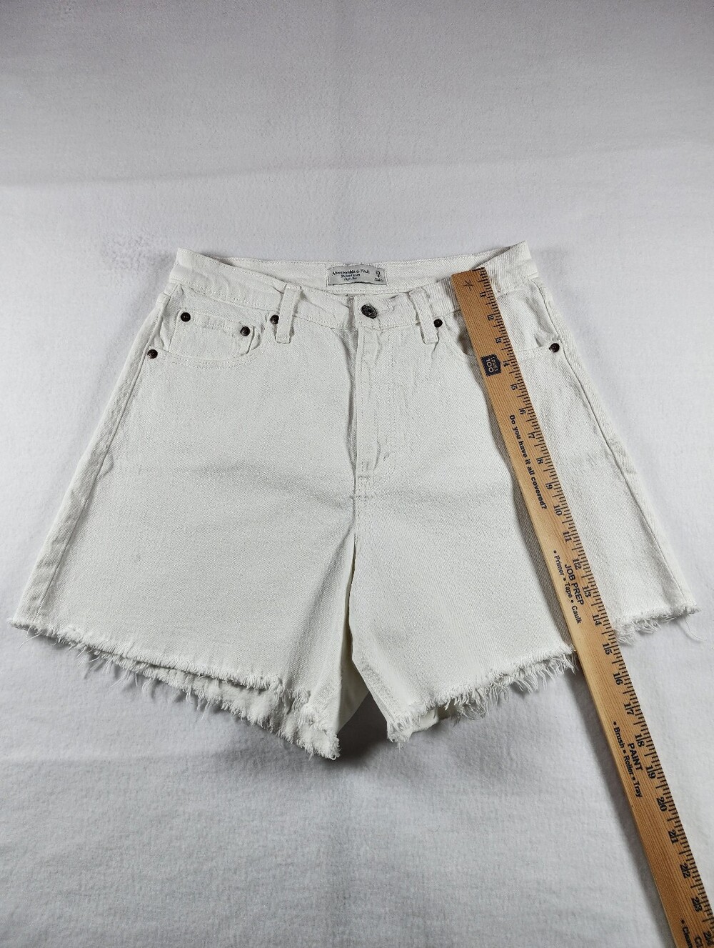 Abercrombie Curve Love High Rise Dad Shorts White Denim Size 29 - Picture 3 of 8